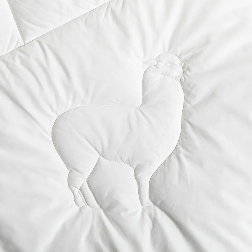 Ganzjahresbett Xenia Alpaka detail