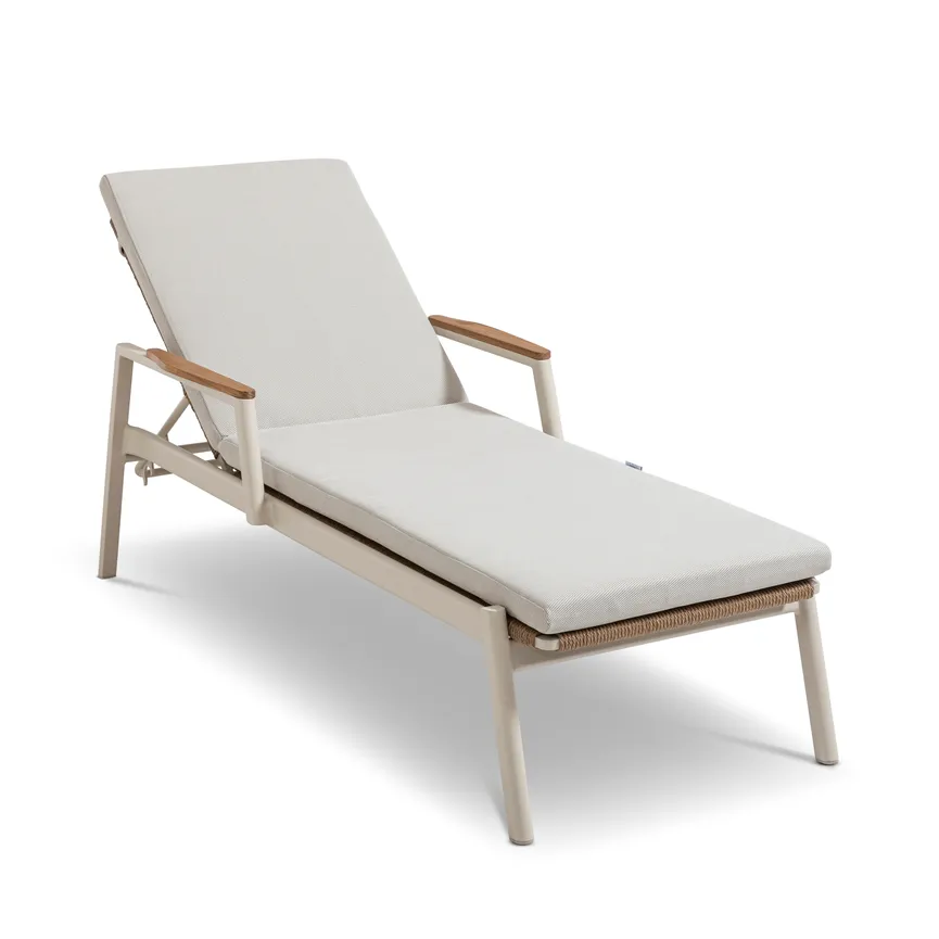 Sonnenliege hauptaufnahme