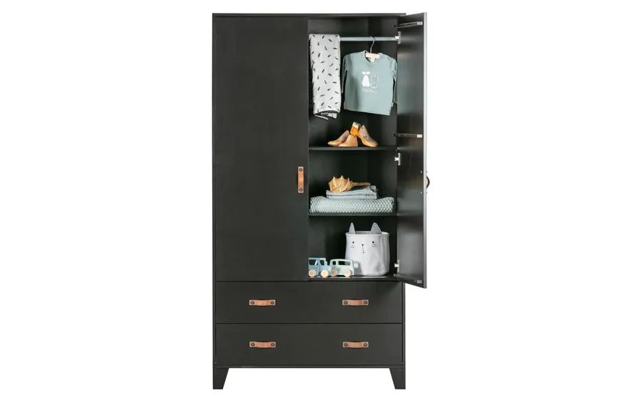 Garderobenschrank detail