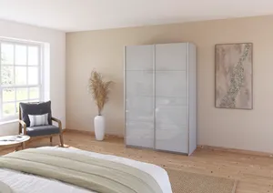Schwebetürenschrank
