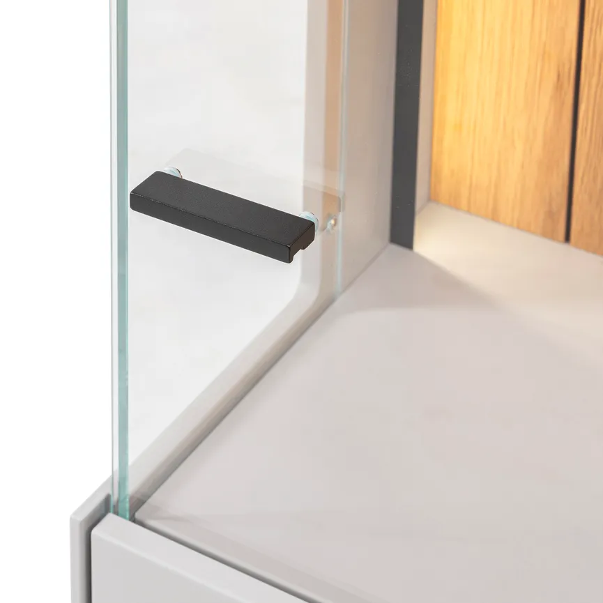 Vitrine rechts detail