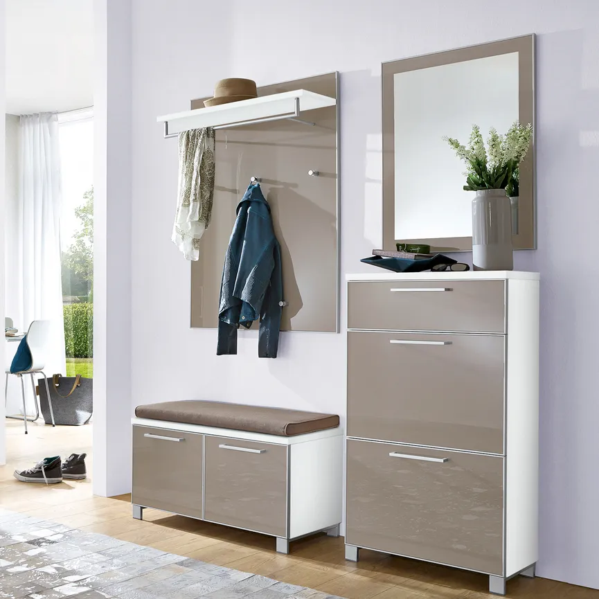 Schuhschrank milieu