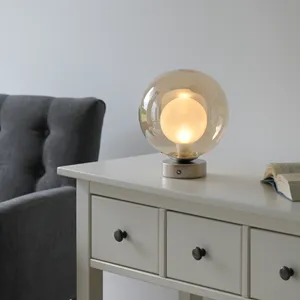 LED-Akkutischleuchte