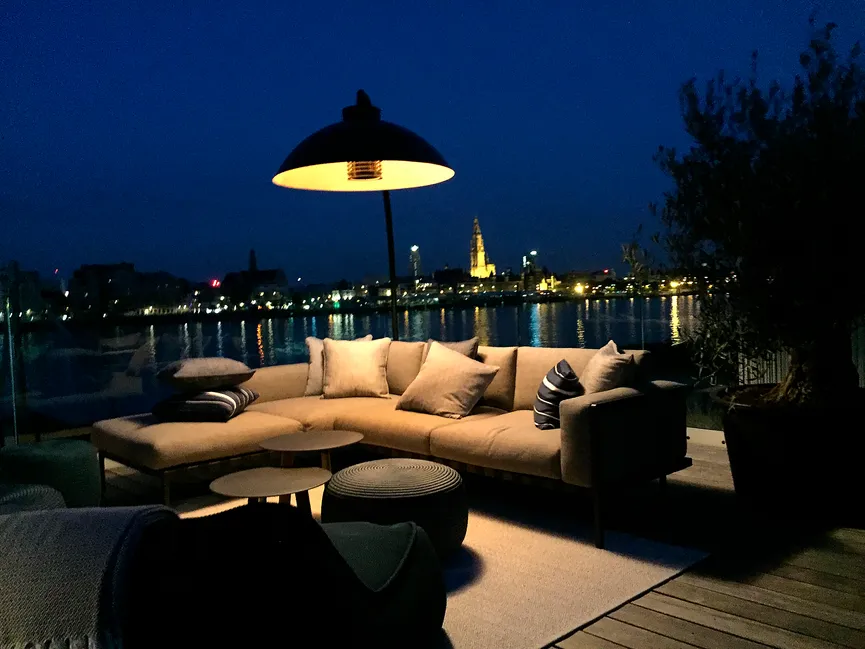 Heizstrahler Bogenleuchte detail