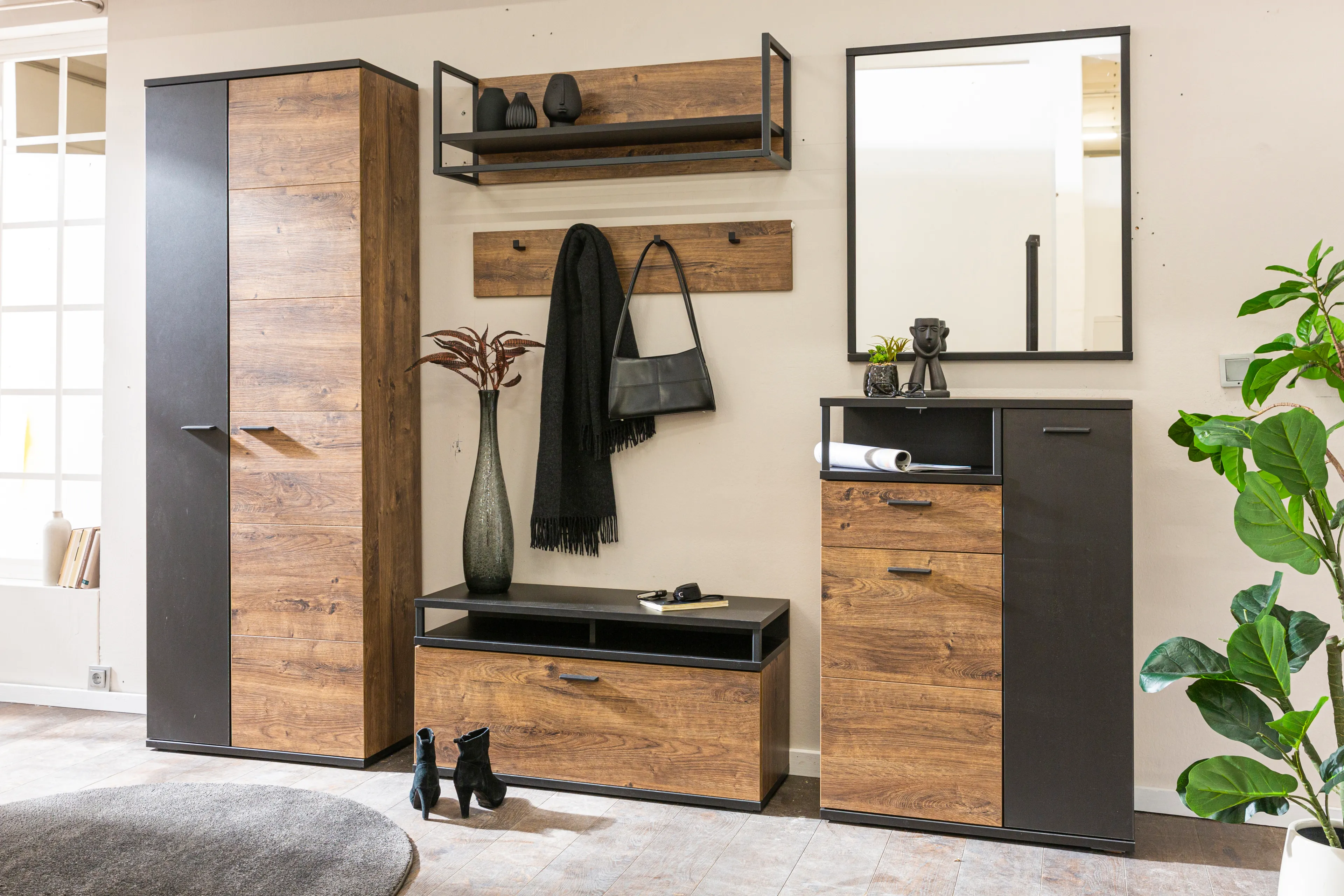 Wandgarderobe Steel