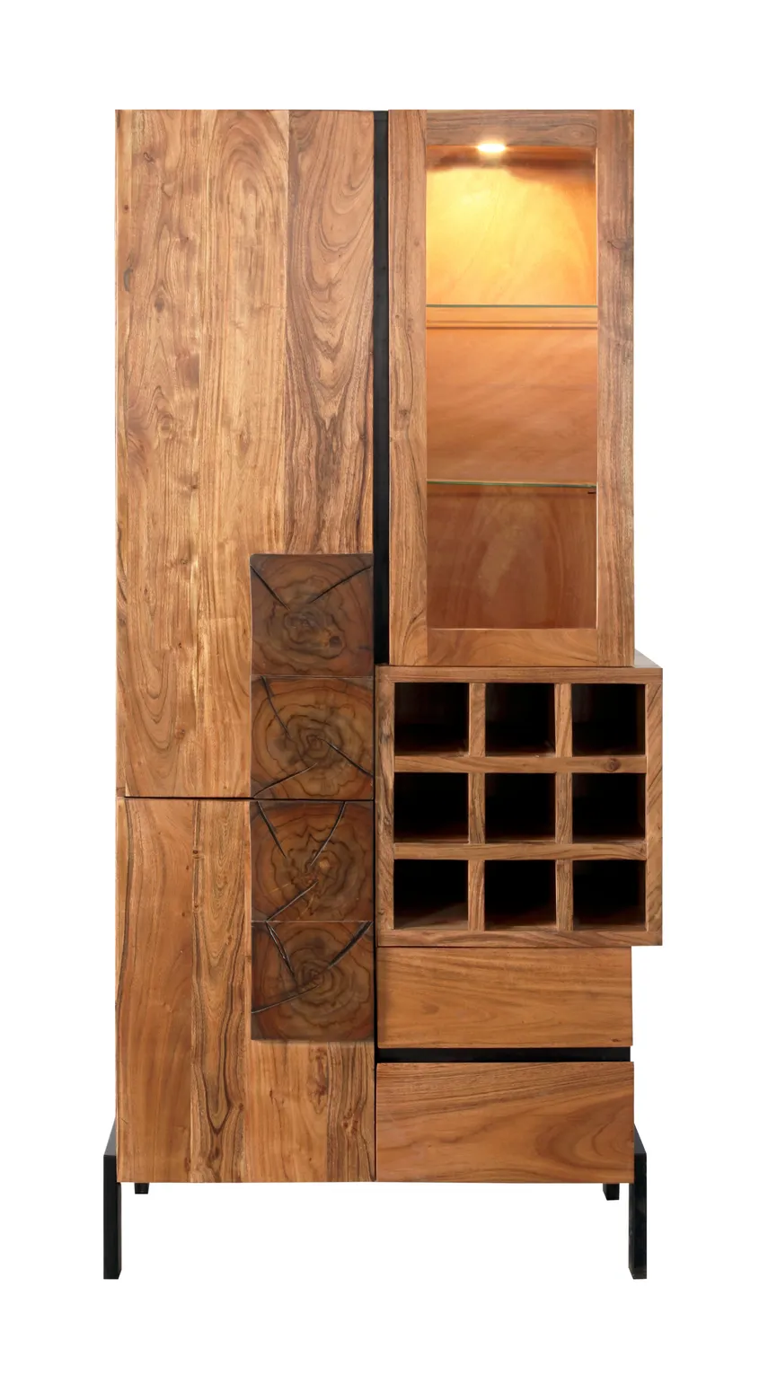 Vitrine detail
