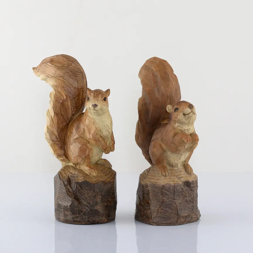 Figur "Eichhörnchen" braun milieu