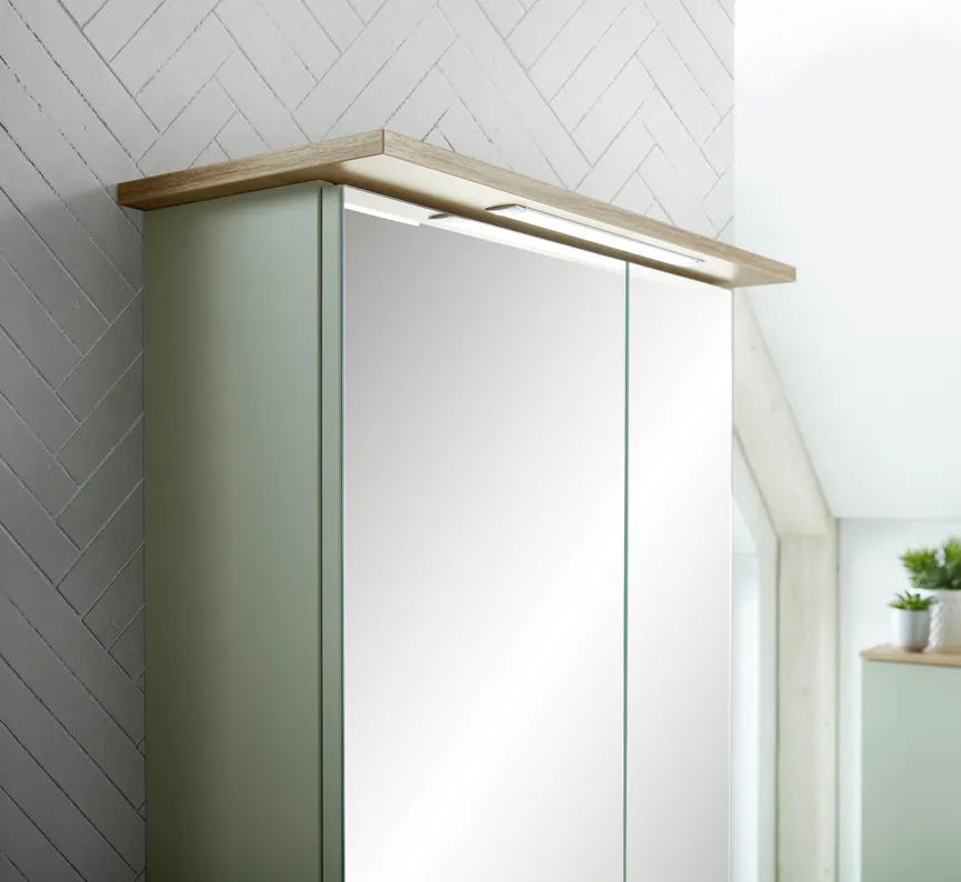 *Spiegelschrank Cesa I detail