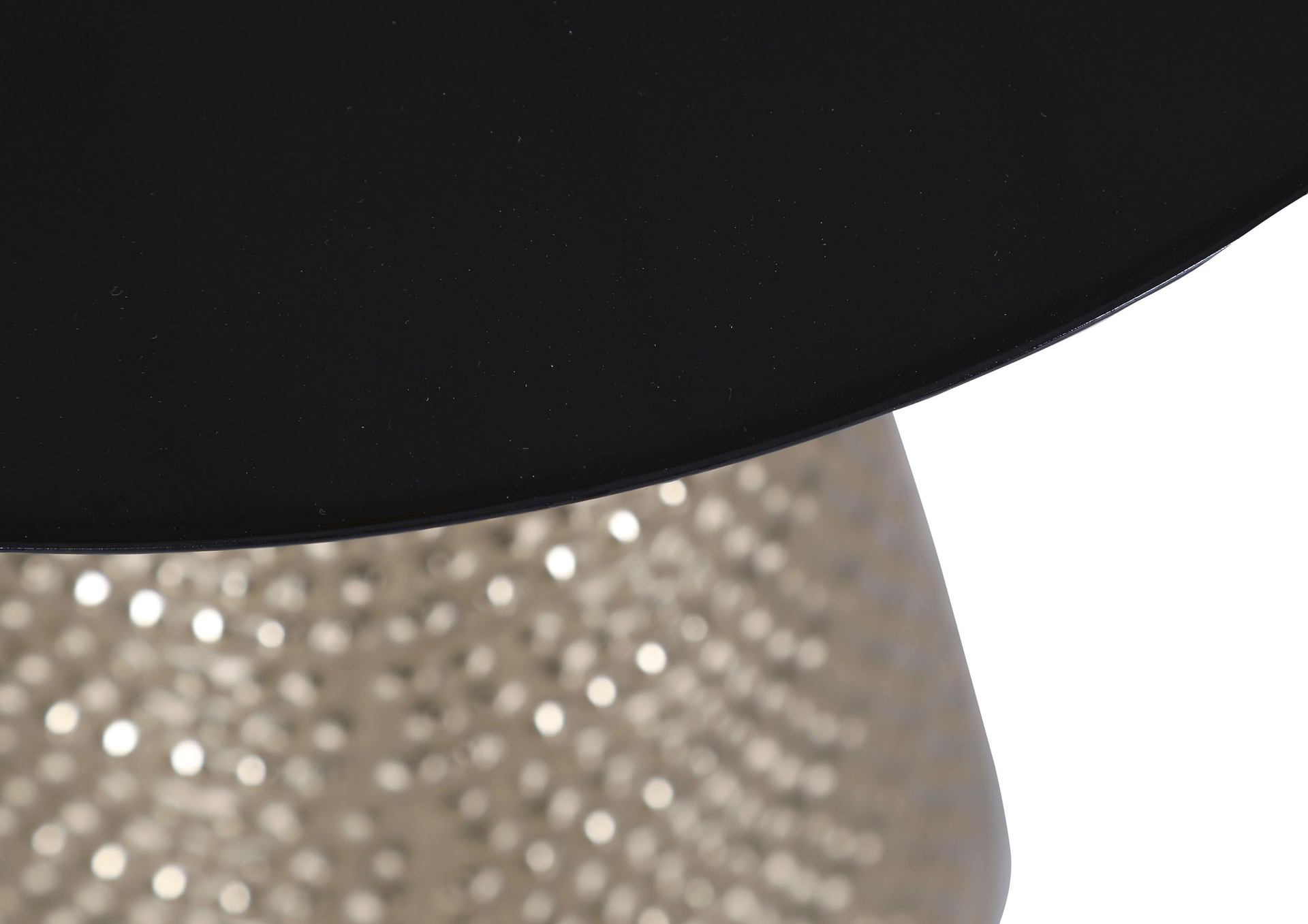 Beistelltisch detail