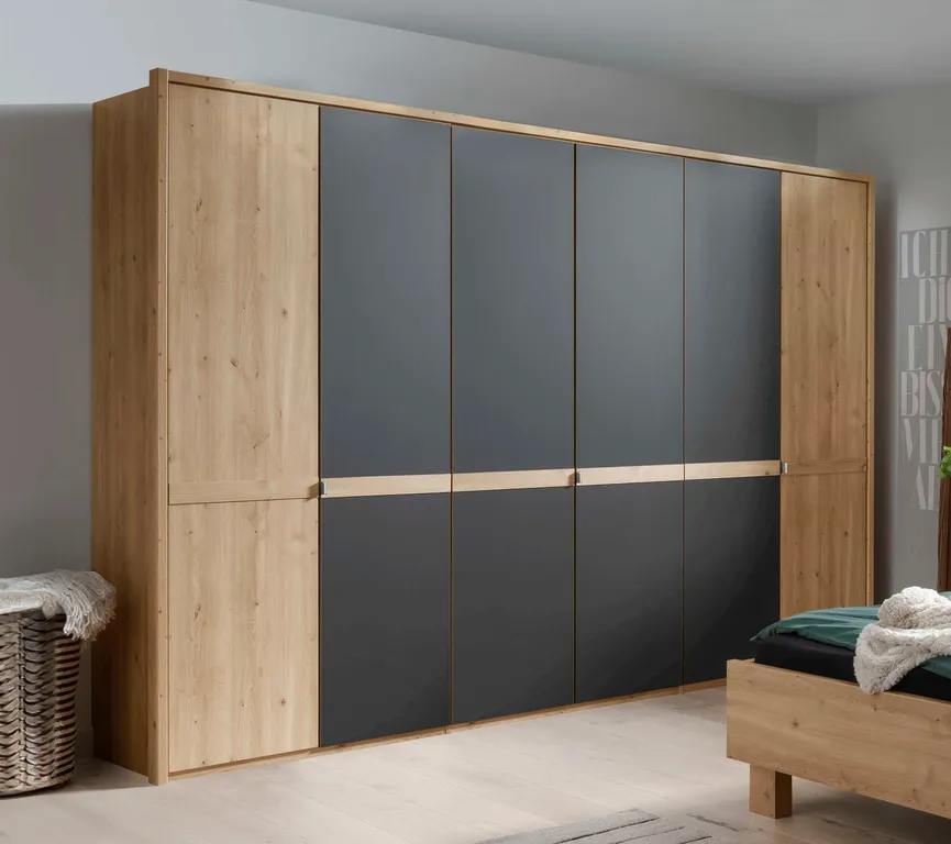 Drehtürenschrank 6-trg. hauptaufnahme
