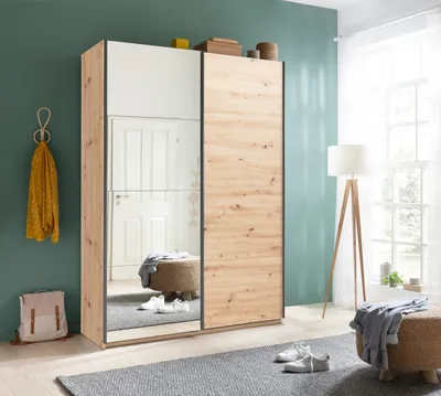 Schwebetürenschrank 