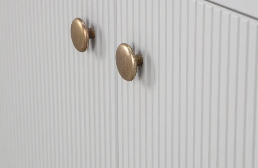 Schrank Madu detail