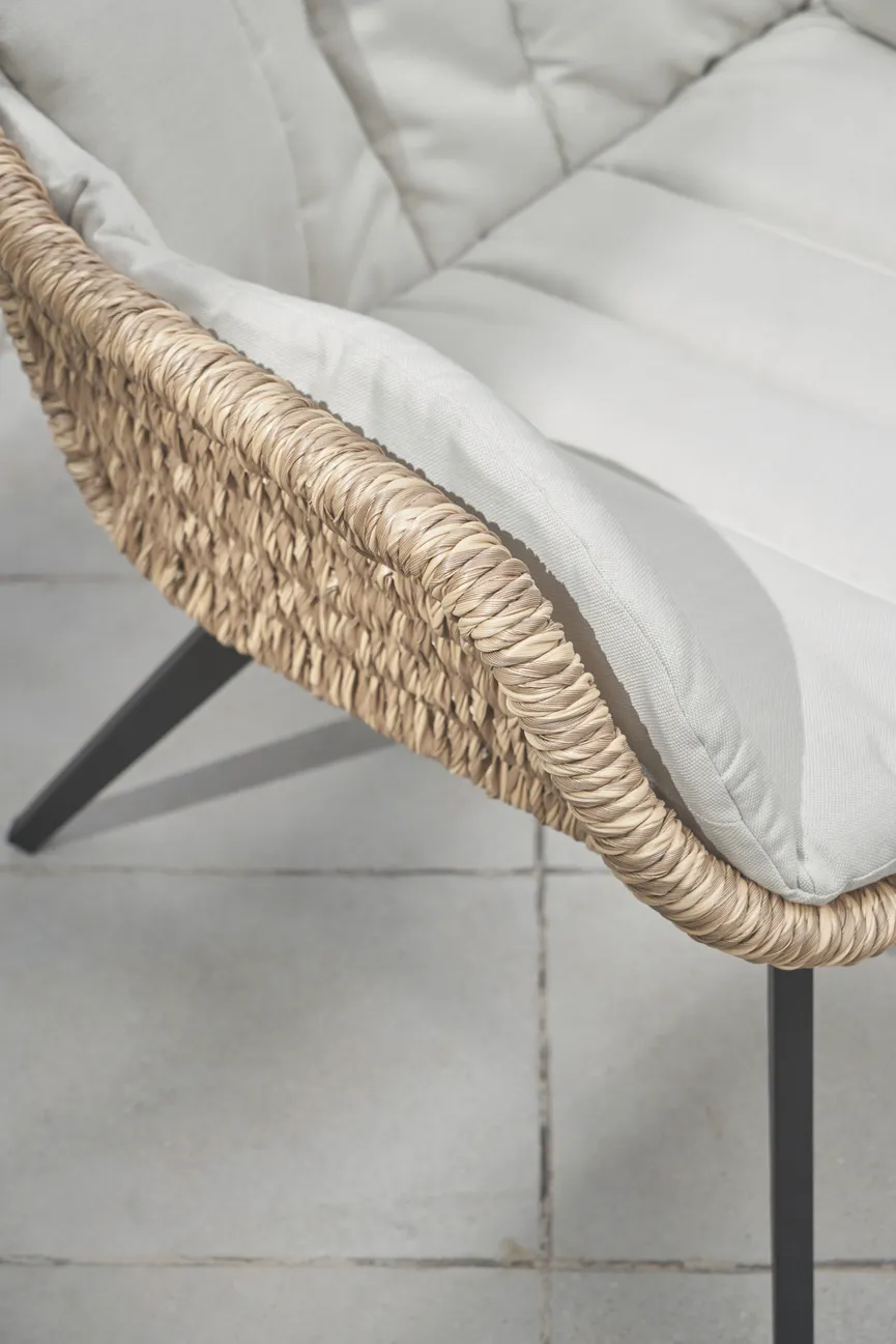 ** Lounge detail