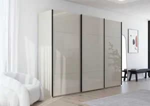Schwebetürenschrank