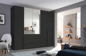 Kleiderschrank