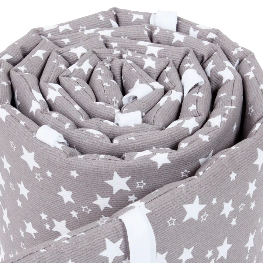 Nestchen taupe Sterne weiß detail