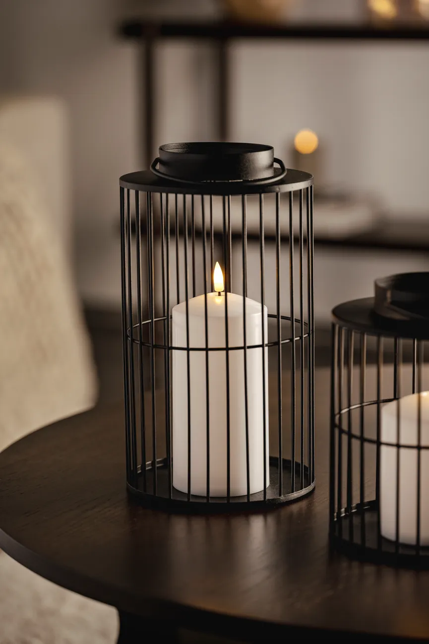 Laterne M schwarz milieu