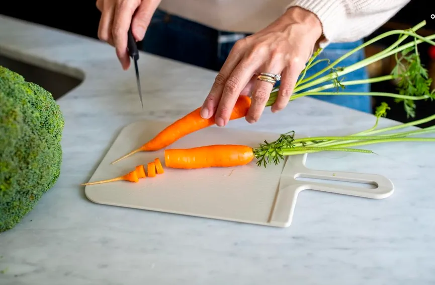 Schneidebrett "Snap" S sand milieu