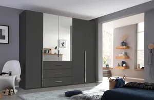Kleiderschrank