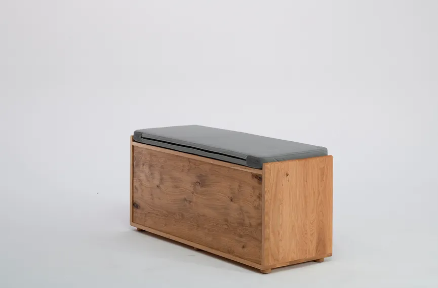 Garderobenbank detail