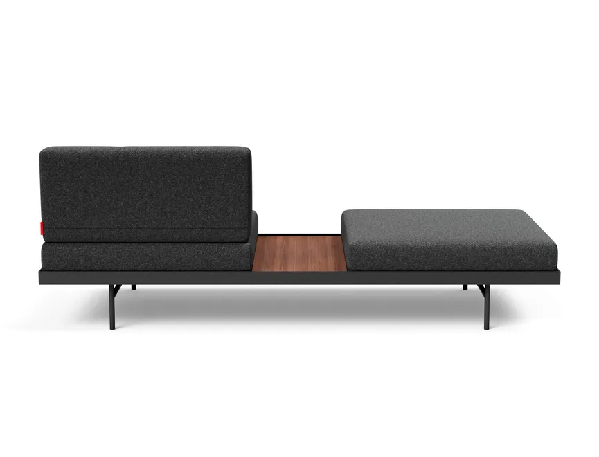 Sofa mit Walnusstisch detail