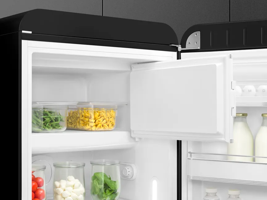 SMEG Stand-Kühlschrank detail