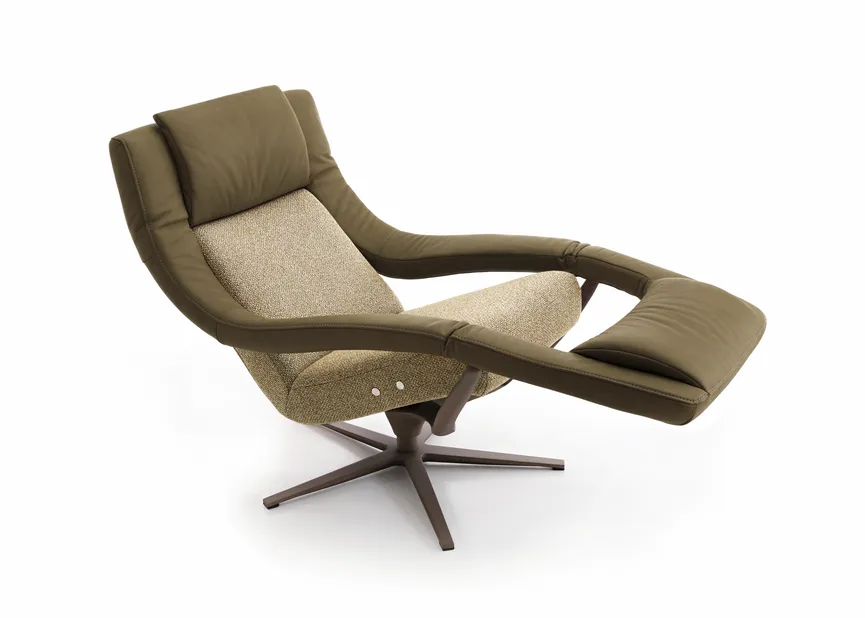Sessel Yoko-2 DK bronziert detail