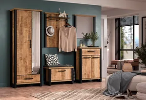 Garderobenschrank