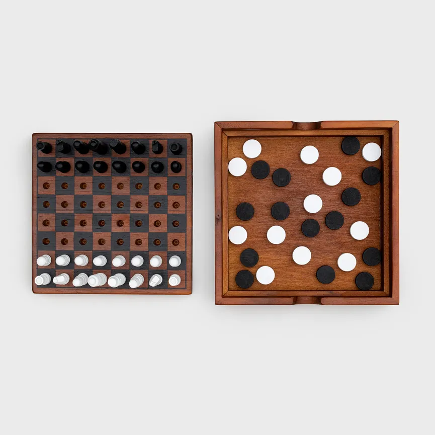 Schach und Dame detail