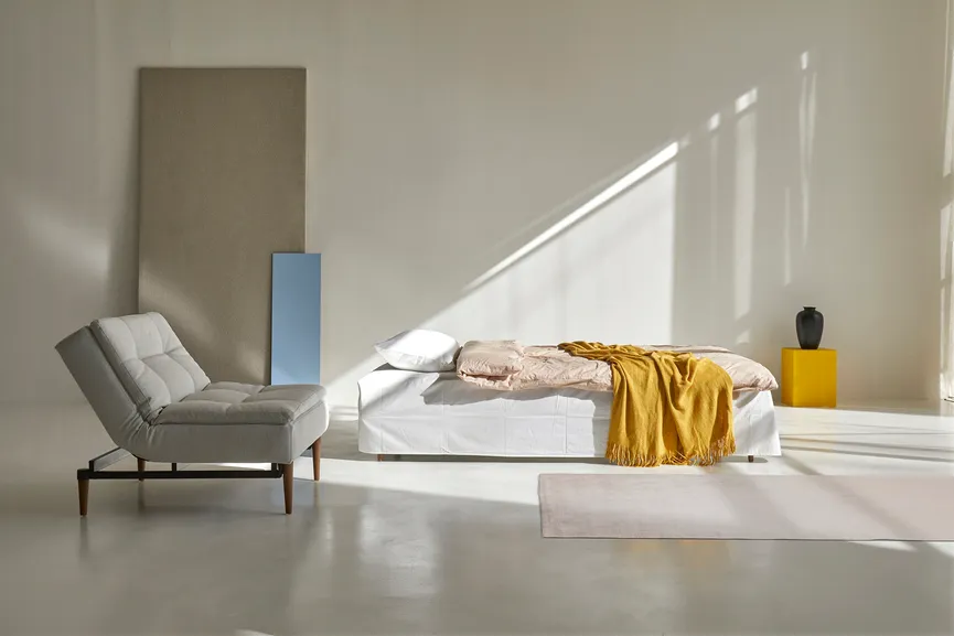 Sofa Styletto dunkel detail