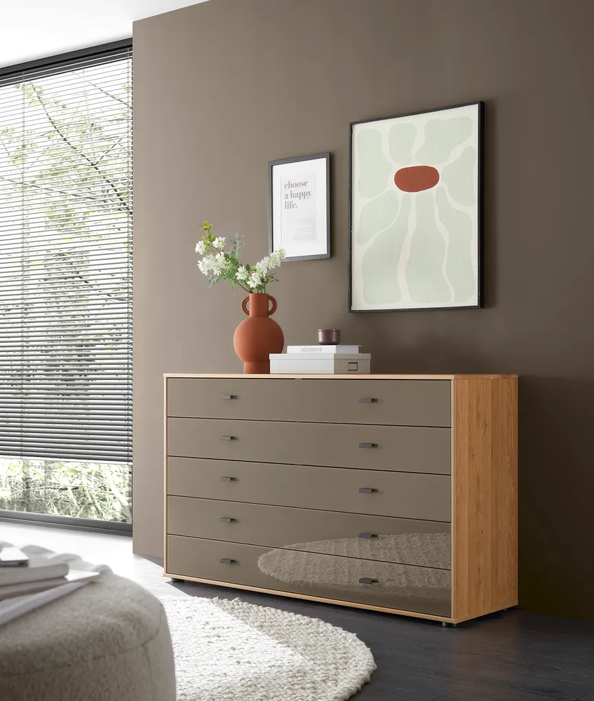 Kommode hauptaufnahme