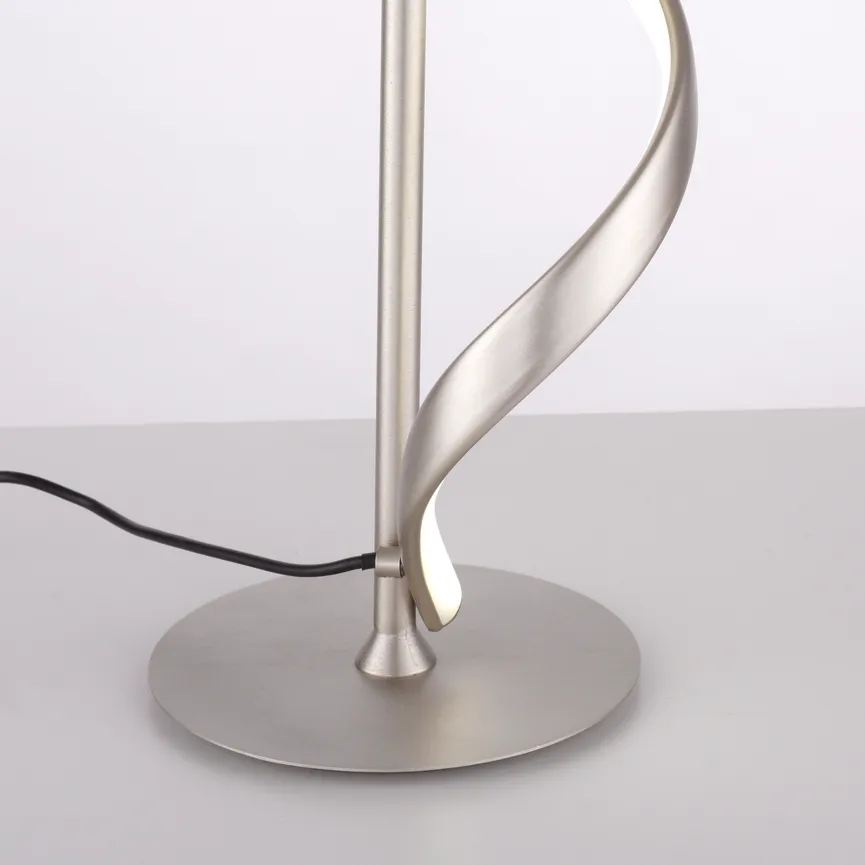Tischleuchte "Q-Swing" detail