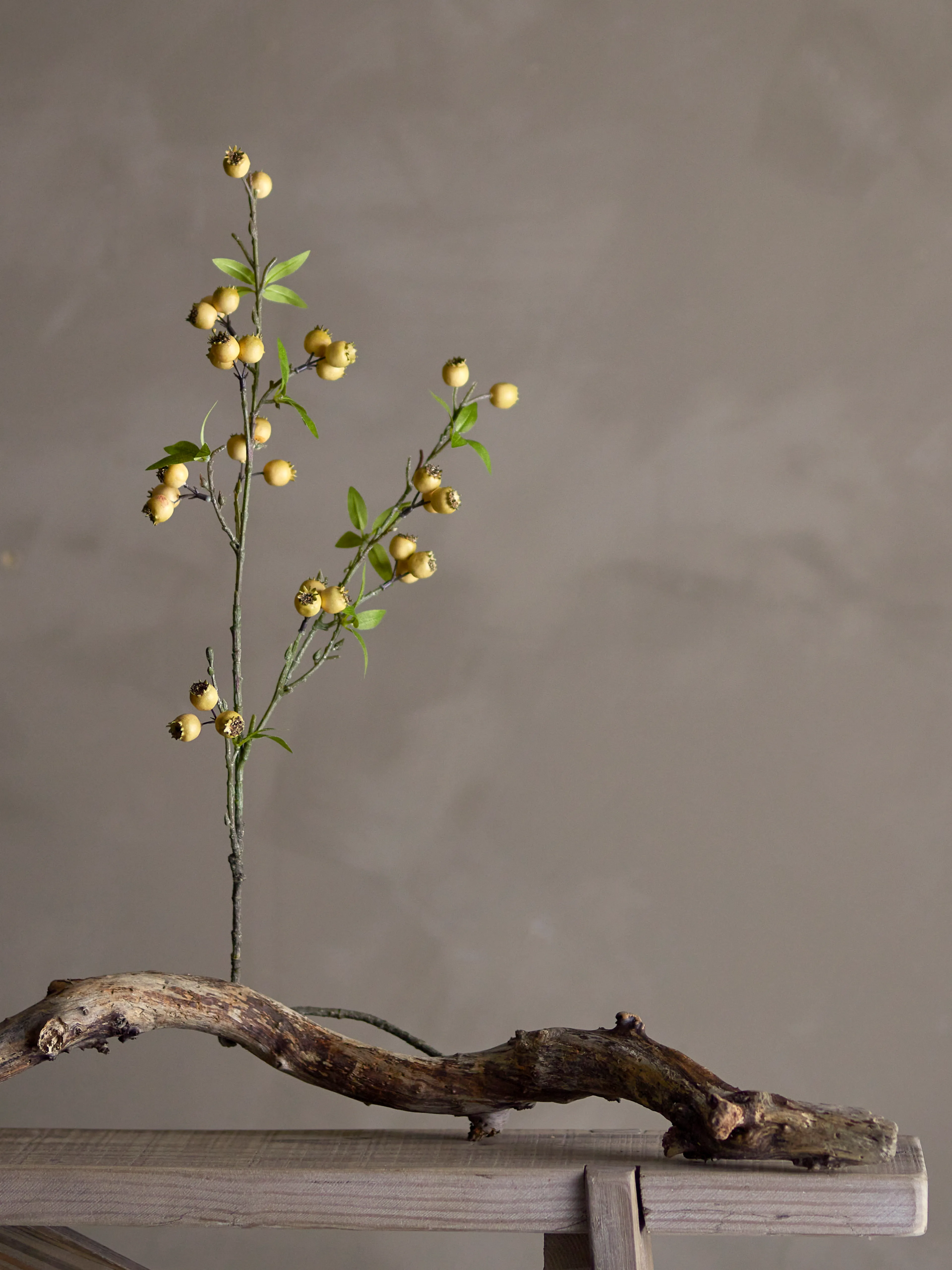 Deko-Zweig Hawthorn 84 cm
