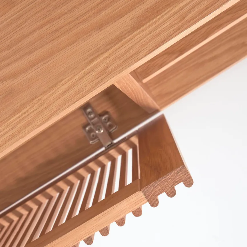 TV Lowboard detail