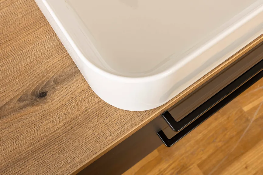 *Waschtischkombination detail