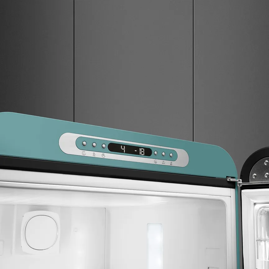 SMEG Kühl-/Gefrierkombination detail