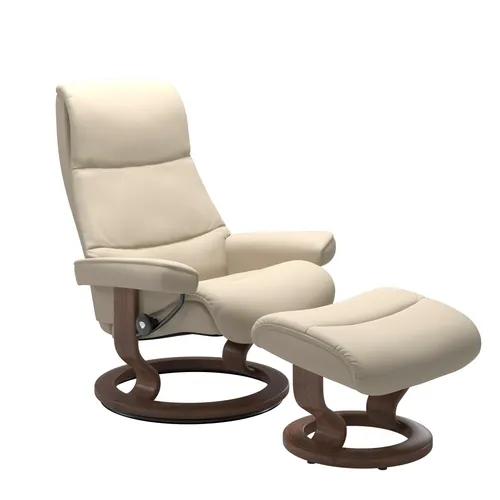 Sessel mit Hocker