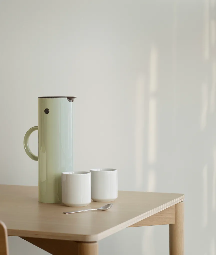 Isolierkanne "EM77" 1 Liter milieu