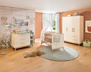 Kleiderschrank