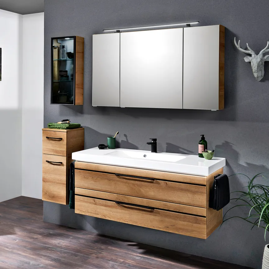 *Vitrinen-Wandschrank, links milieu