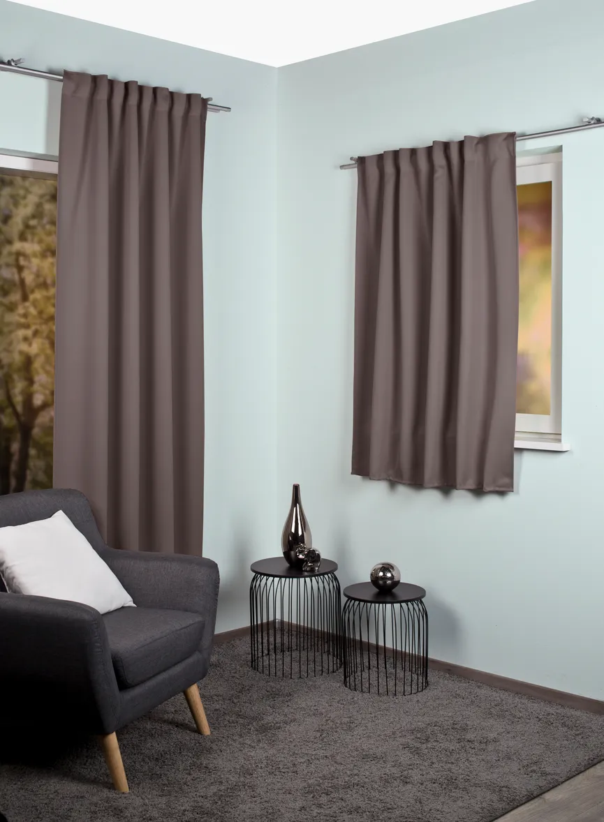 Dekoschal Blacky 140x245 milieu