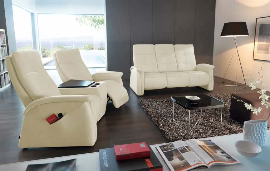Rundsofa mit Zwischentisch milieu