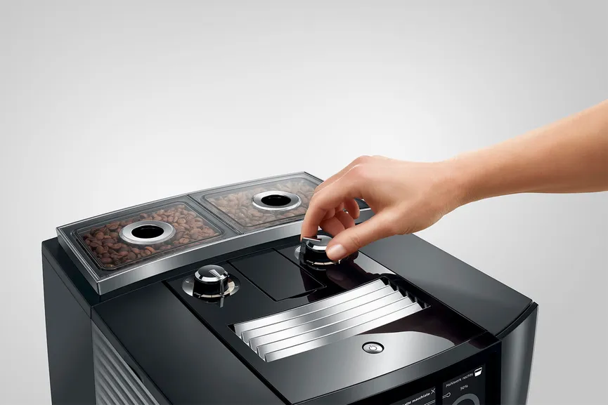 Kaffeevollautomat "J8 Twin" detail