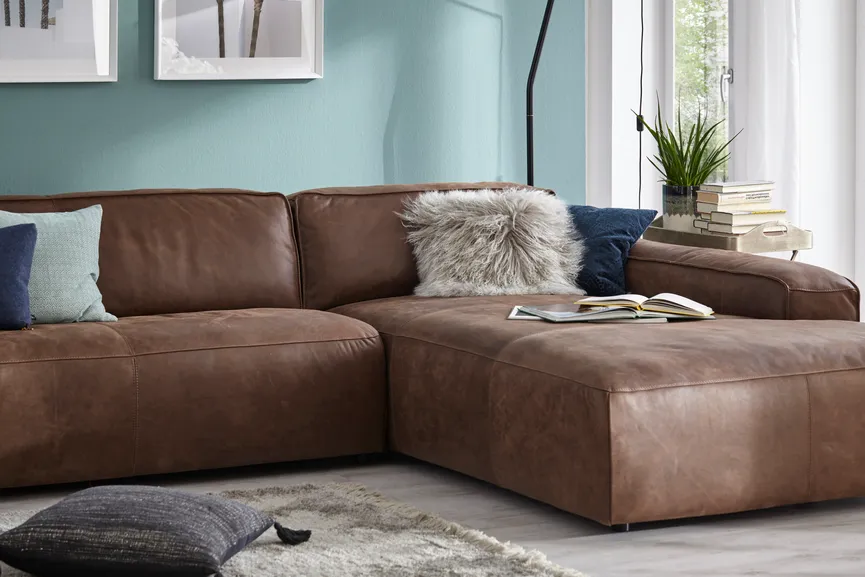 Poga schmal Longchair detail