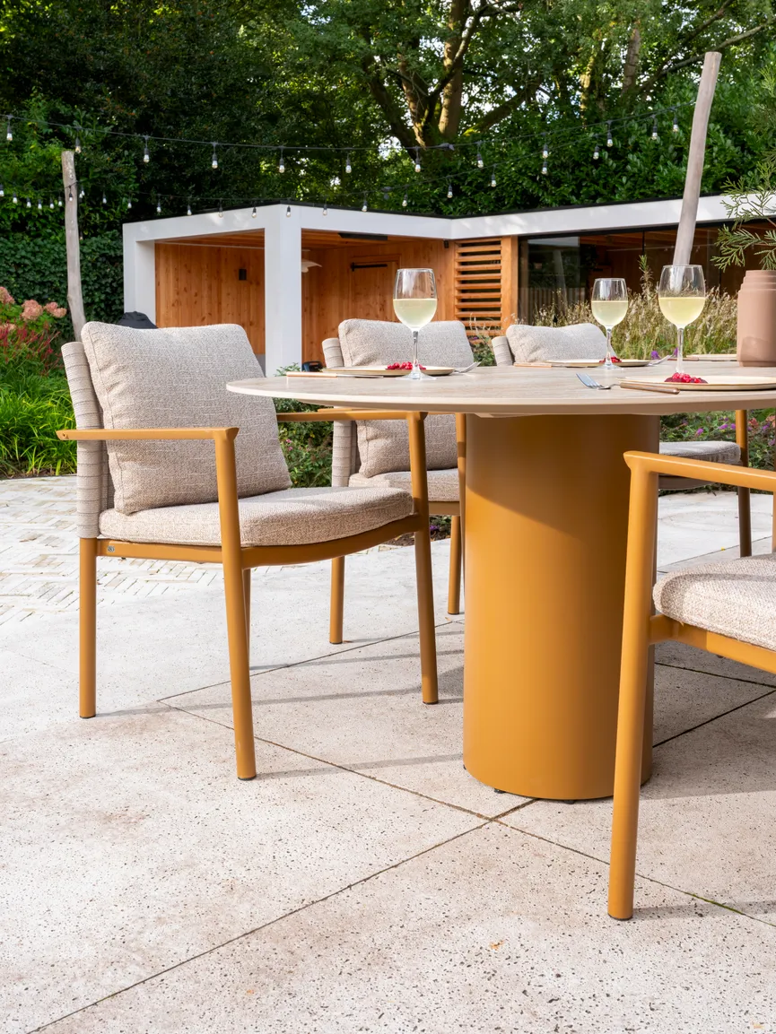 Dining Stuhl amber detail