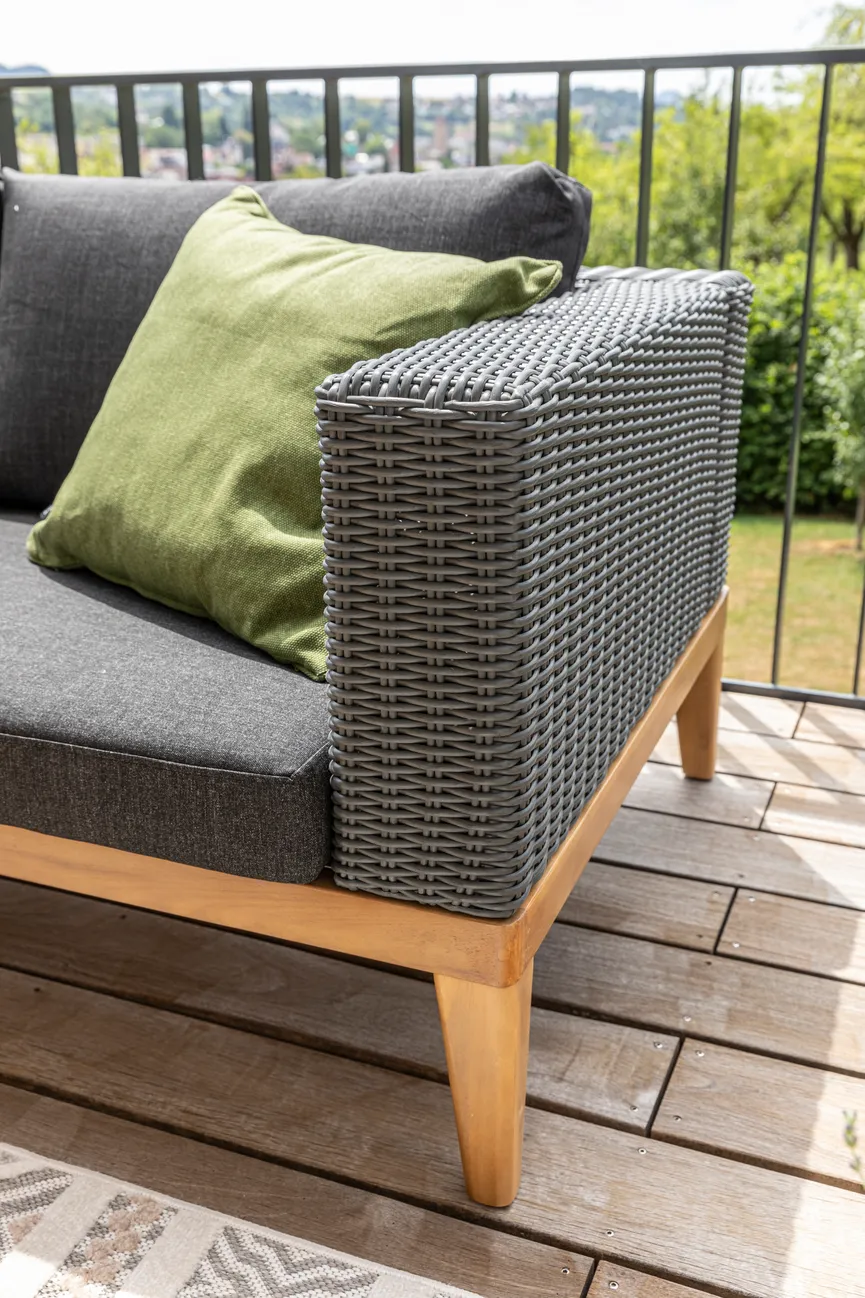 ** Lounge detail