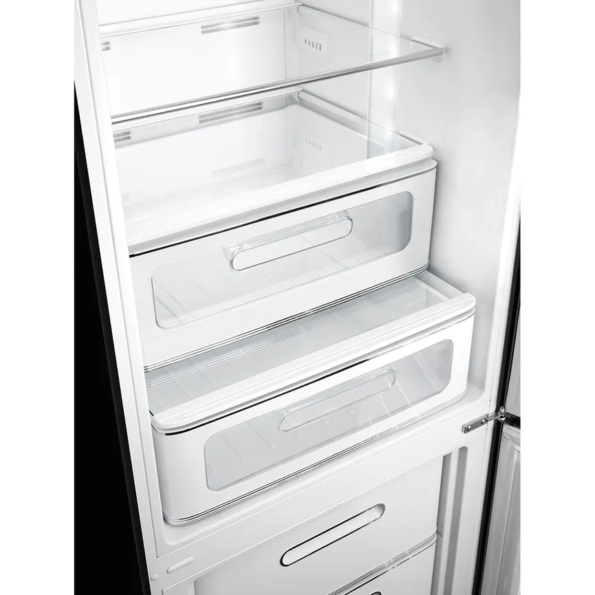 SMEG Kühl-/Gefrierkombination detail