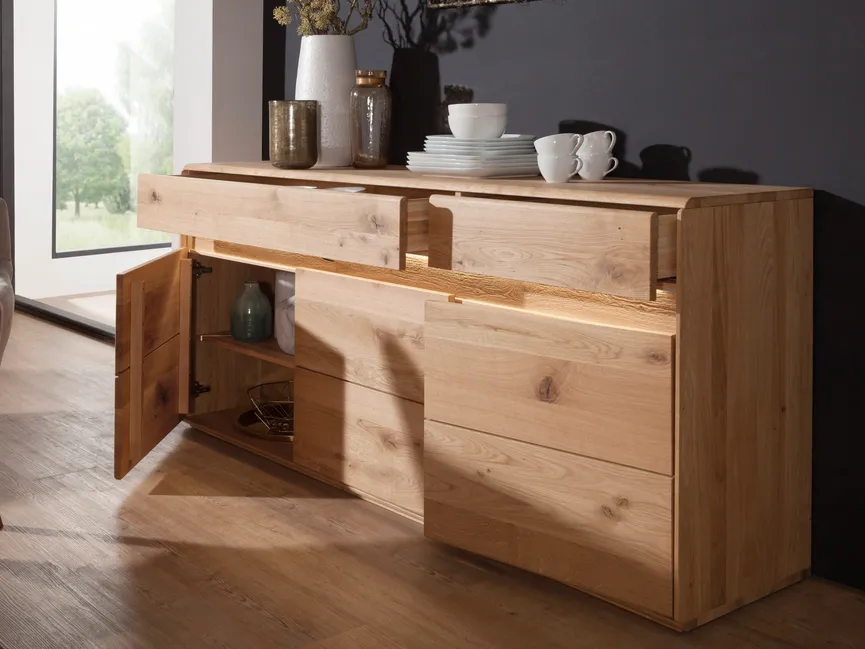 Sideboard I detail