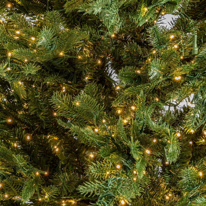Tannenbaum grün M detail