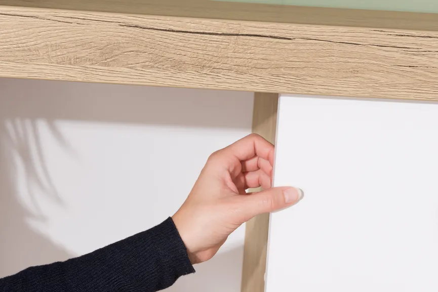 Schiebetürenschrank 2-trg. detail